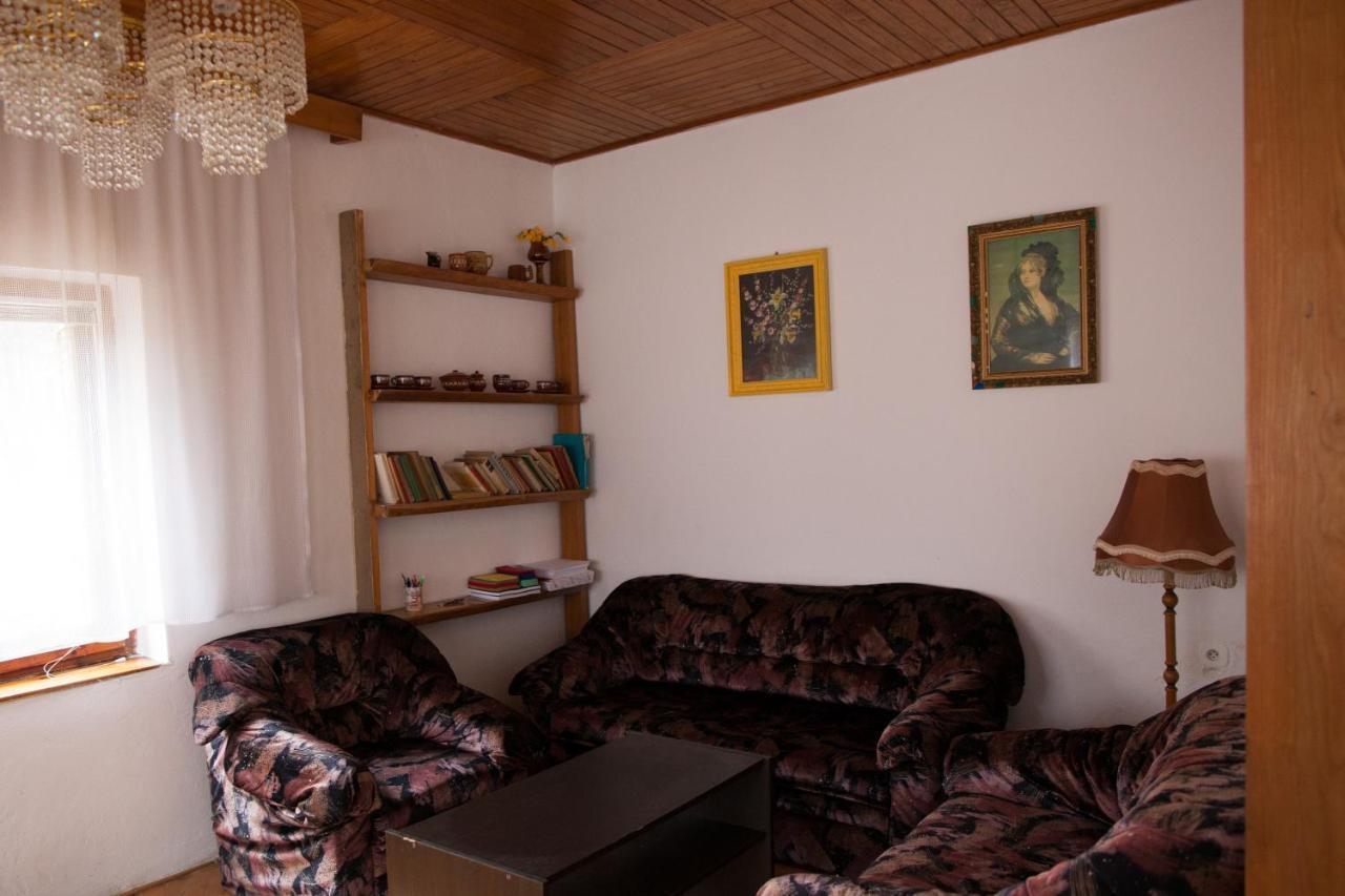 فندق Galerka Lisny المظهر الخارجي الصورة